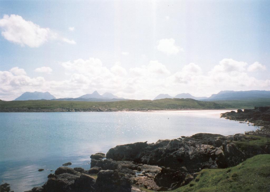 Achmelvich Beach Youth Hostel ภายนอก รูปภาพ